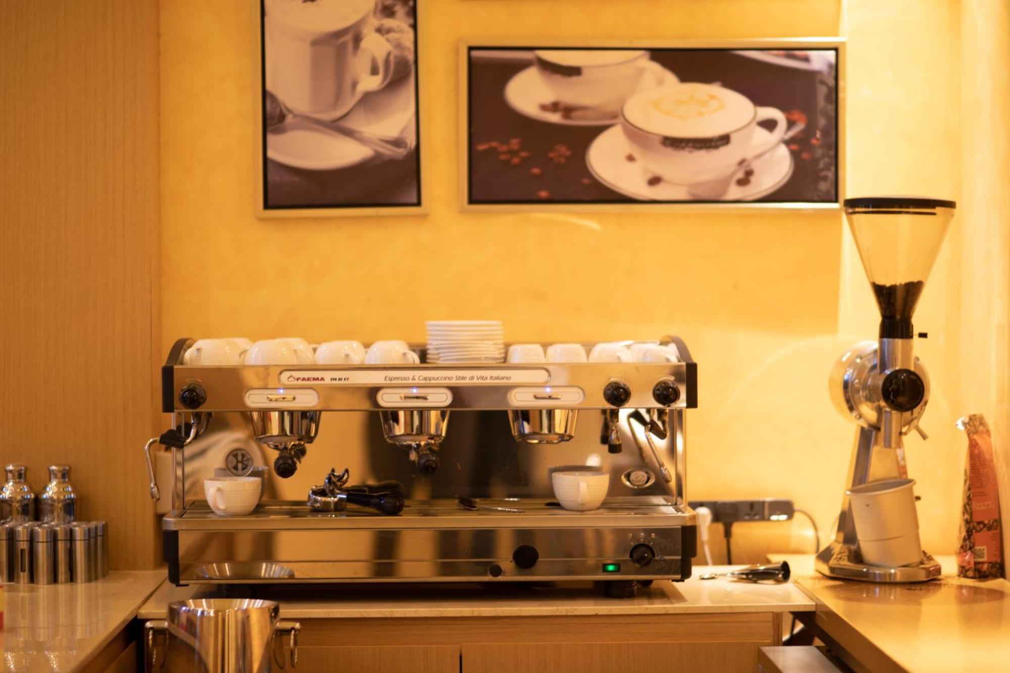 Vamos Addis Hotel ภายนอก รูปภาพ