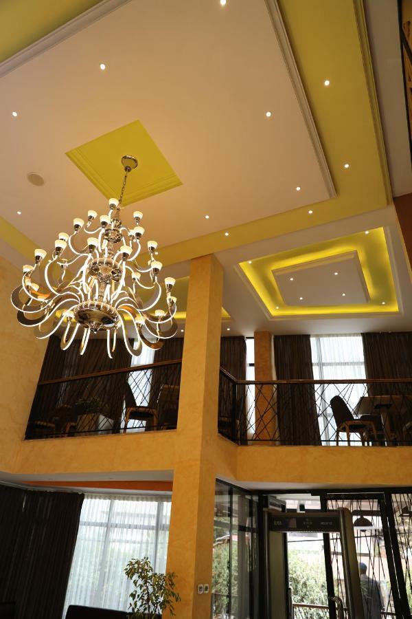 Vamos Addis Hotel ภายนอก รูปภาพ